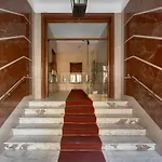 Interno 9 A San Pietro 로마
