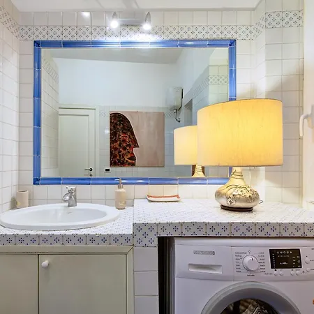 Interno 9 A San Pietro