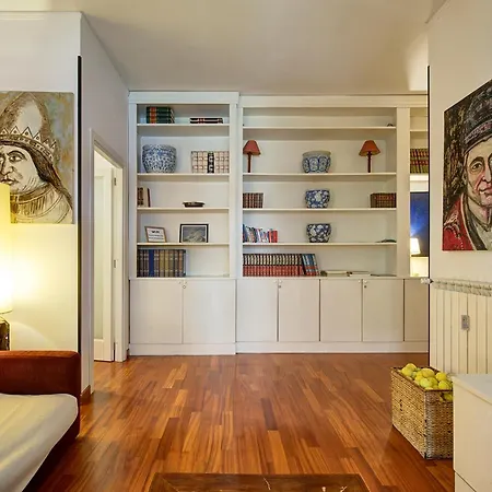 Interno 9 A San Pietro