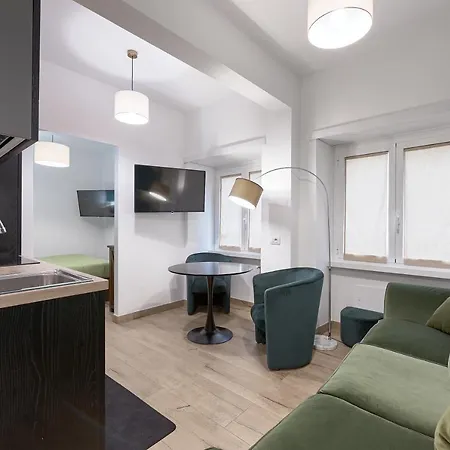 Interno 9 A San Pietro Рим