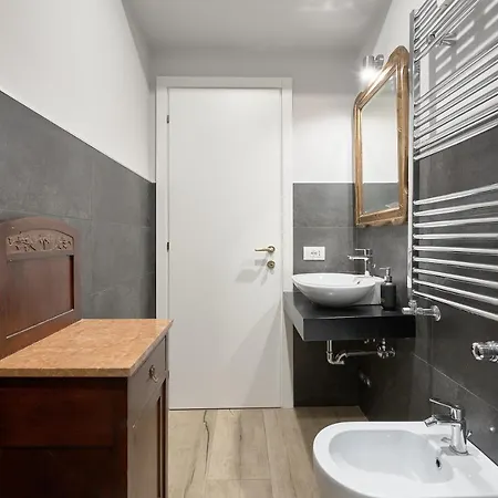 Interno 9 A San Pietro * Roma