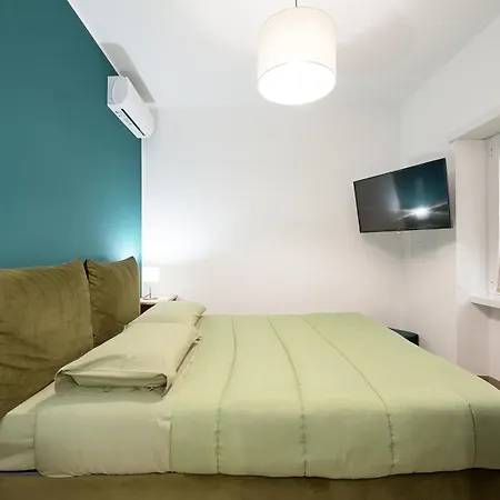 Interno 9 A San Pietro רומא